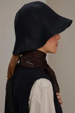 chapeau umbrella